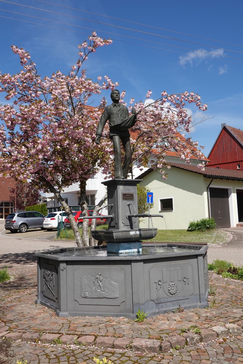 Brunnen vor dem Rathaus